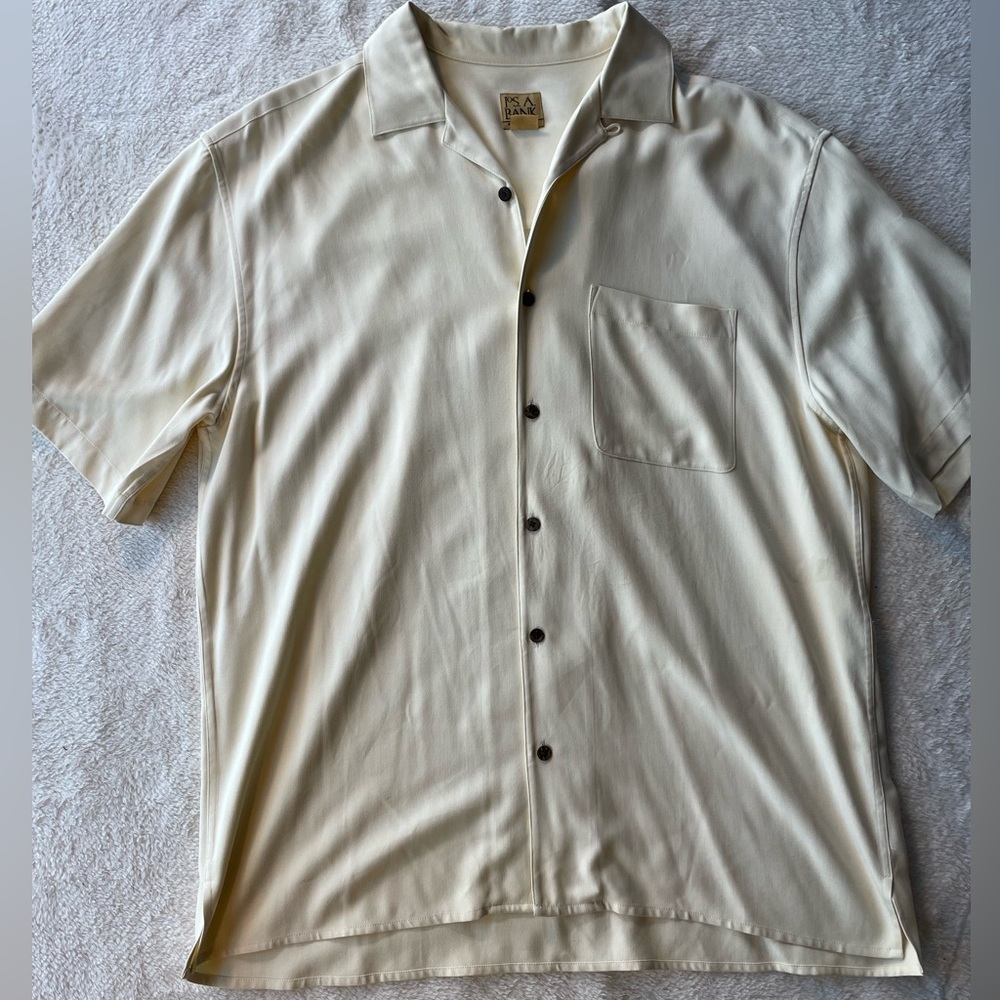 Jos A Bank 100% Silk Casual Button Down - Picture 1 of 3